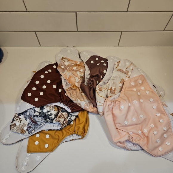 Nora's Nursery Clothe Diaper Covers Set of 7 - Picture 2 of 12